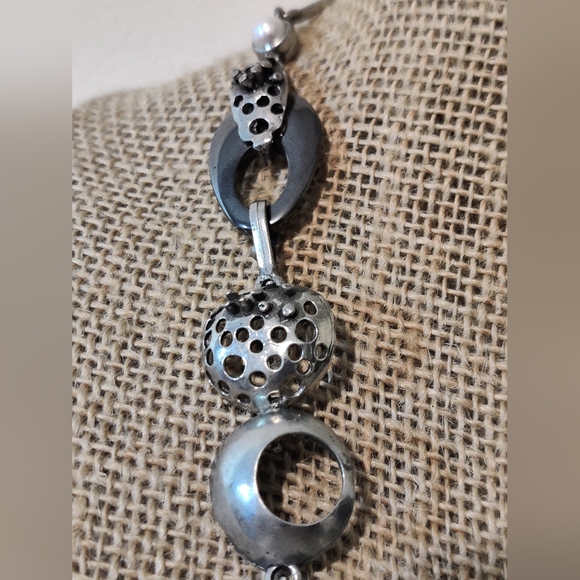 Modernist Long Necklace by Sonia Ferland Osmose - Picture 12 of 15